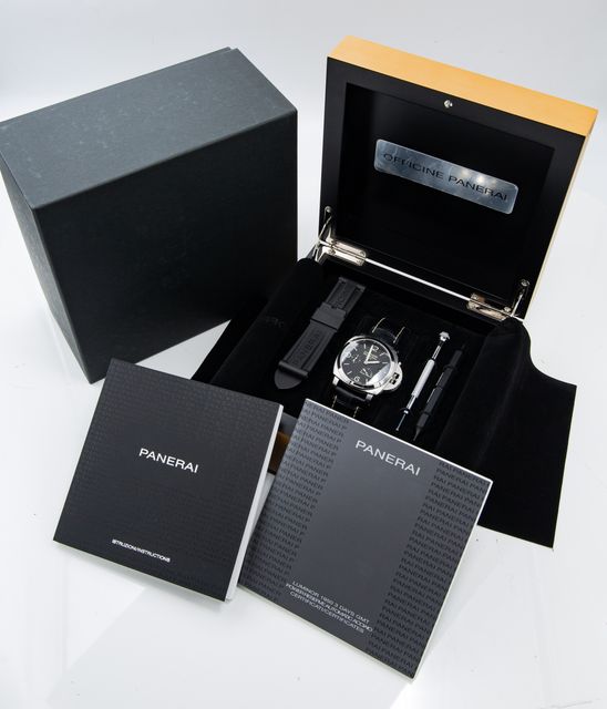 Panerai Luminor 1950 PAM00321 Image 7